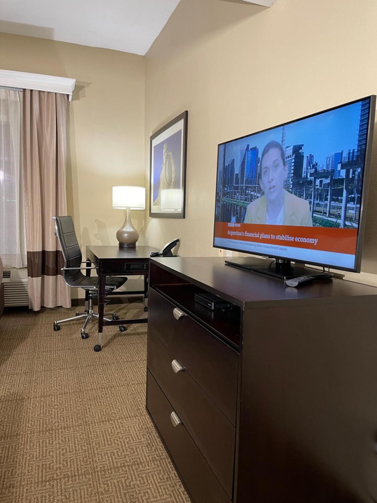 Spark By Hilton Houston Hobby Airport Bagian luar foto