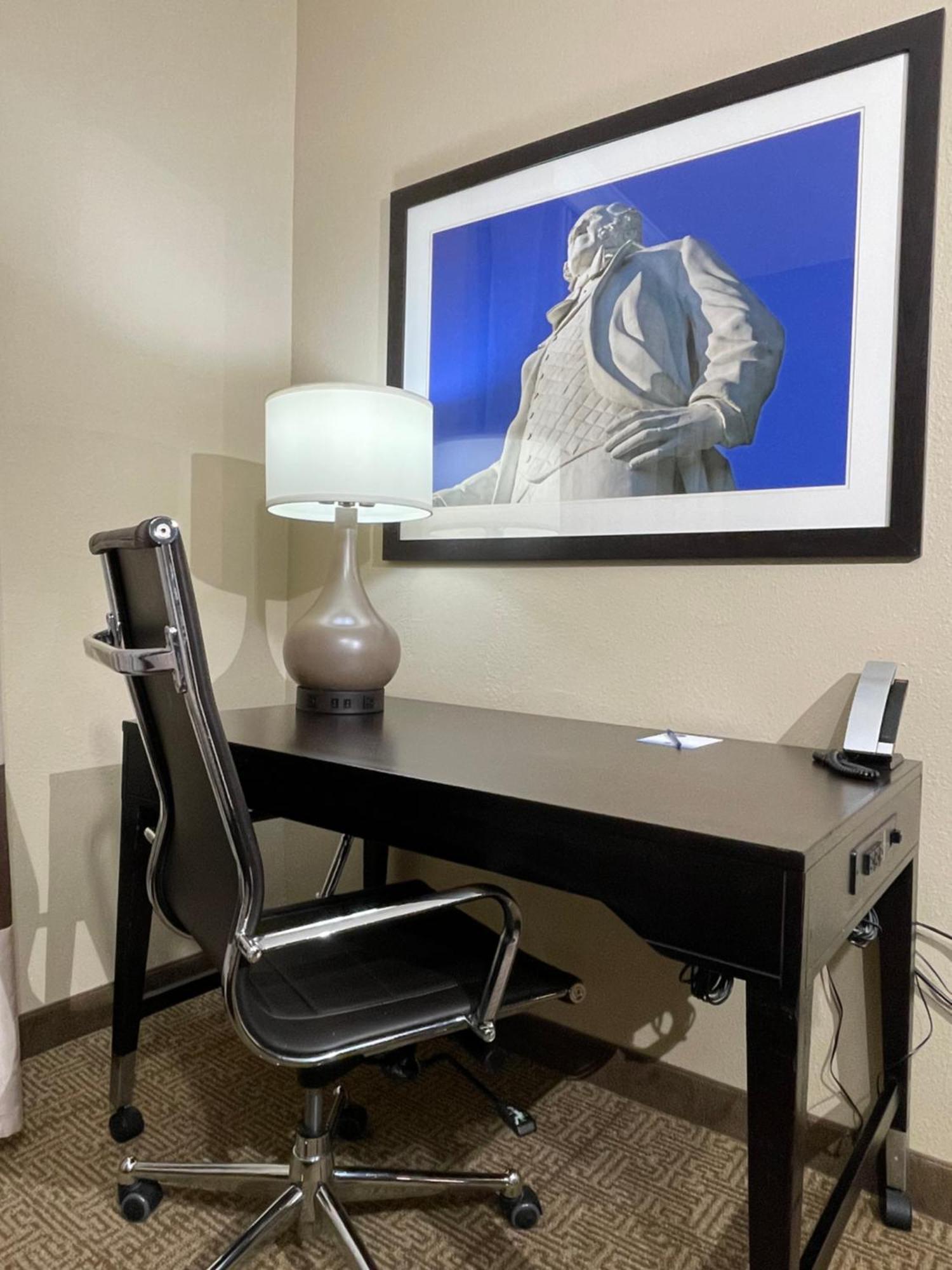 Spark By Hilton Houston Hobby Airport Bagian luar foto